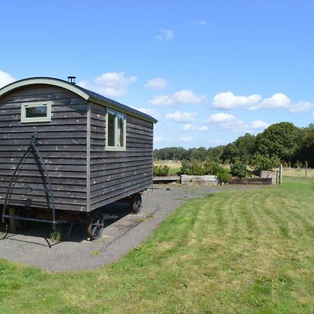 Rose Shepherds Hut Badlesmere Exterior foto